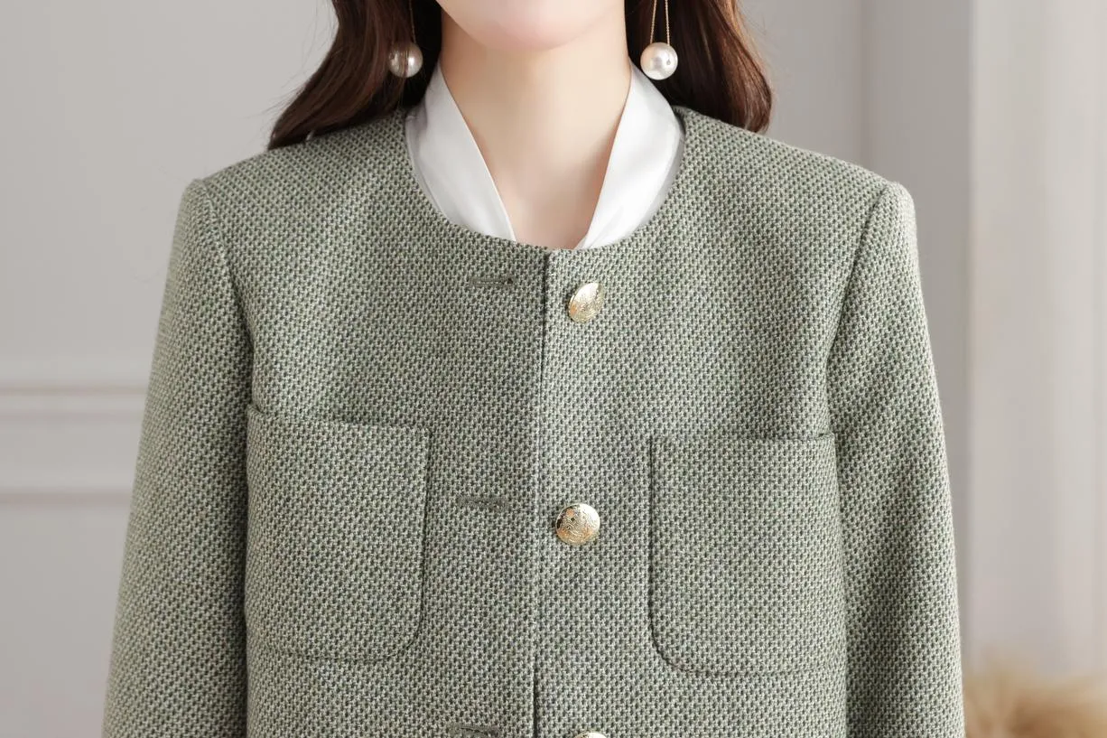 Sophisticated Women's Textured Print Blazer with Patch Pocket