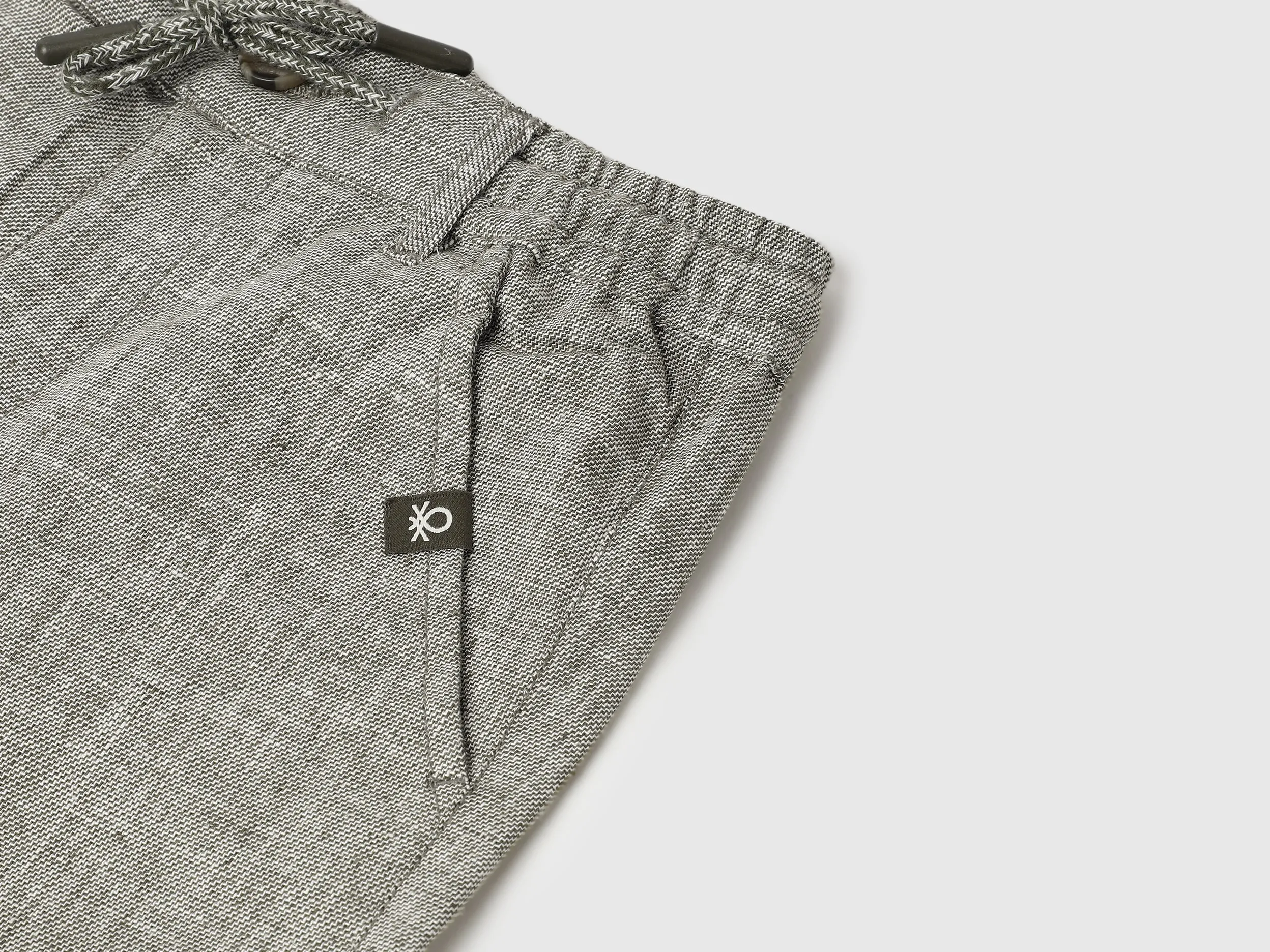 Textured Regular Fit Casual Shorts