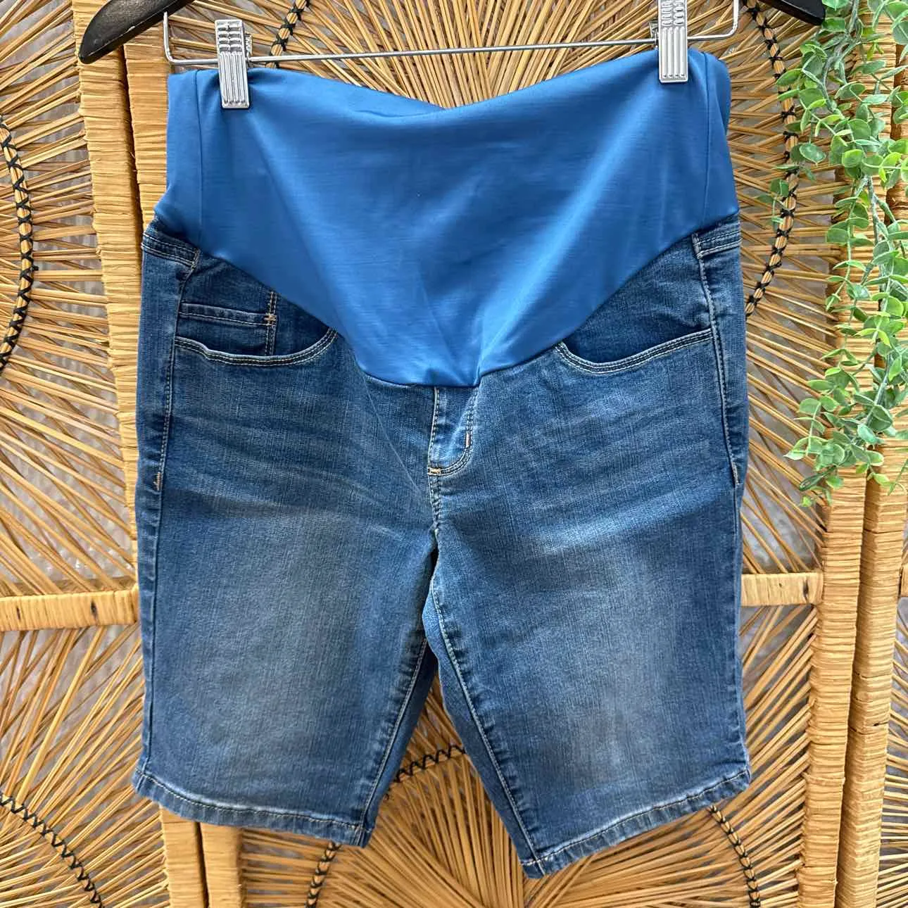 Thyme Maternity SHORTS matern