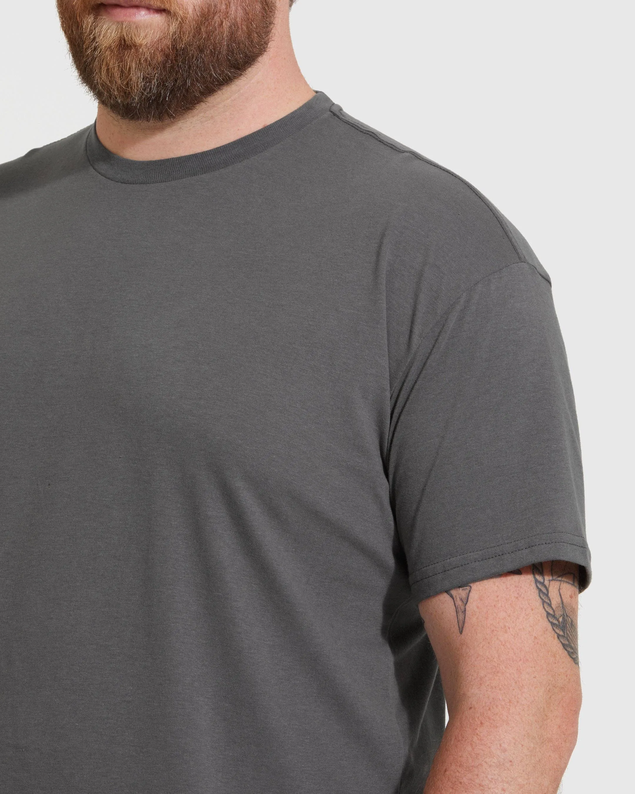 True Classic Premium Fitted Crew Neck T-Shirt - Carbon