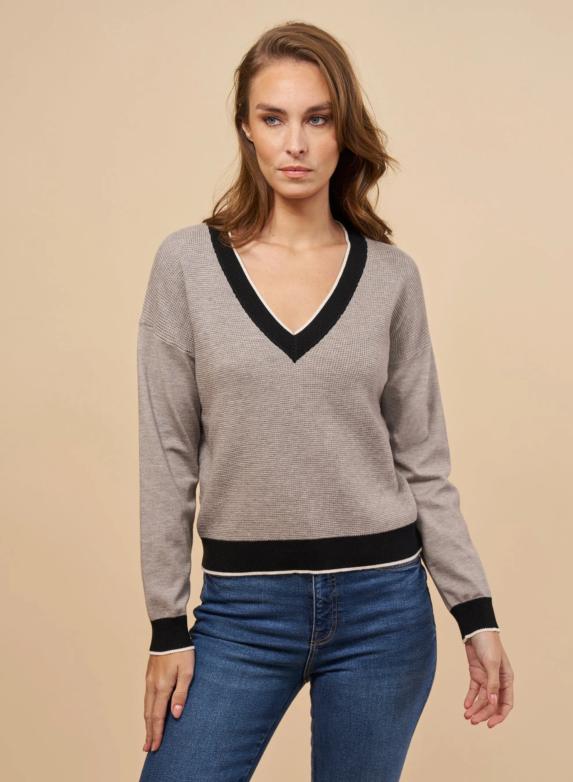 V Neck