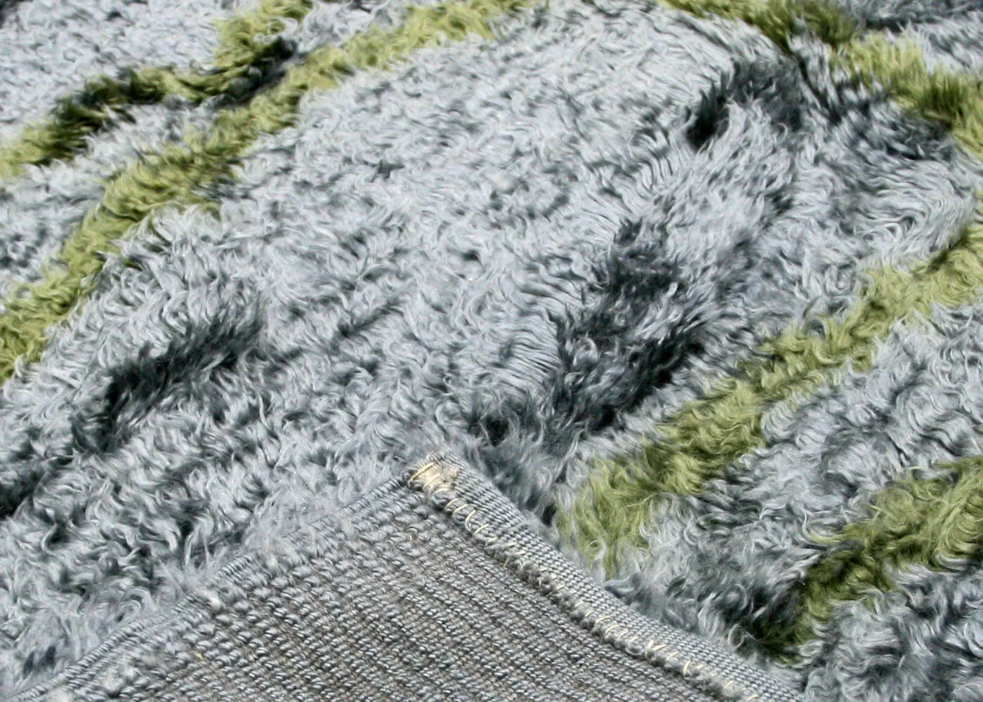 Vintage Turkish Shag Rug - 5'6" x 7'11"