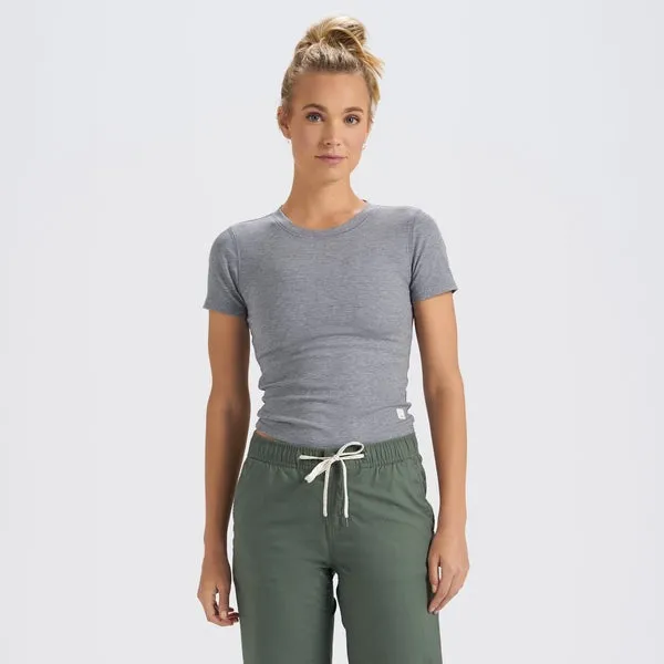 Vuori Pose Fitted Tee