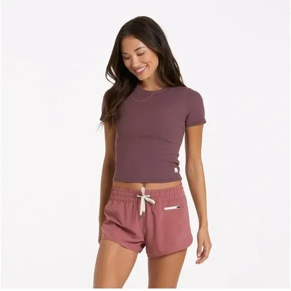 Vuori Pose Fitted Tee