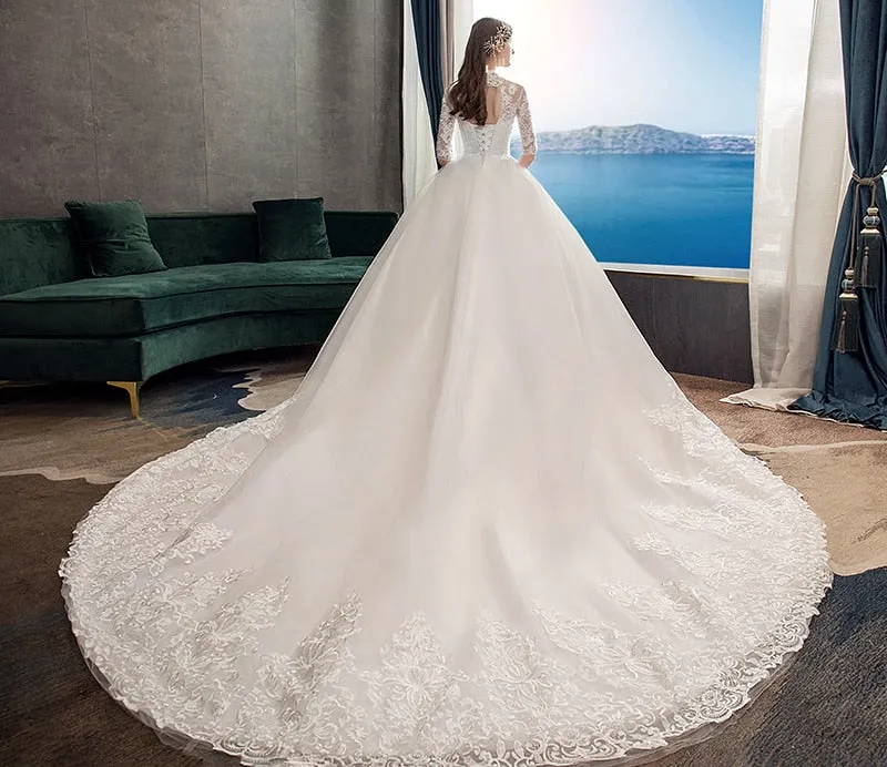 Wedding Dress With Big Train High Neck Half Sleeve Wedding Gown Vintage Bridal Gown